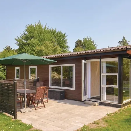 2 Bedroom Beautiful In *